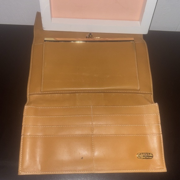 AUTHENTIC FENDI WALLET - Picture 7 of 15